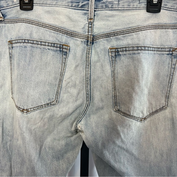 Gap Sexy Boyfriend Distressed Light Wash Jeans, size 28 AS IS - Picture 7 of 9